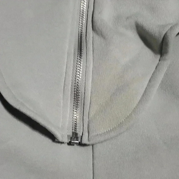 Love J short set - Picture 3 of 10